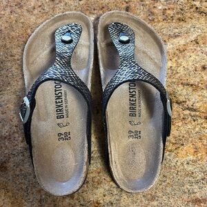 Gizeh, Birkenstock sandals